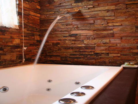 Lotus Lodges: Hush Cottage & Charmed Cabin - Broome Tourism 7