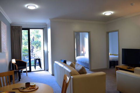 Mansfield Apartments - Broome Tourism 2