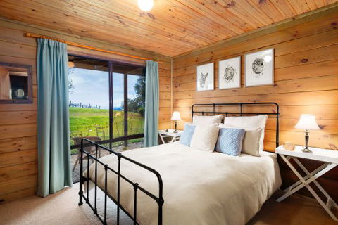 Mt Bellevue Lodge - King Valley - Broome Tourism 7
