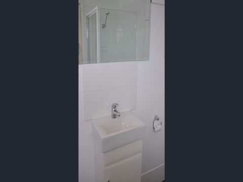 Narrabri West Apartments - Broome Tourism 5