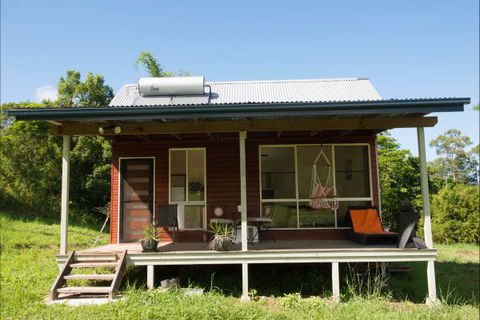 Nimbin Waterfall Retreat - Broome Tourism 2