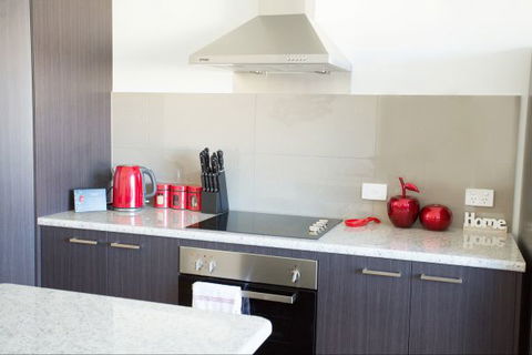 RED FIN Part Of BLUE FIN HOLIDAY HOMES - Broome Tourism 9