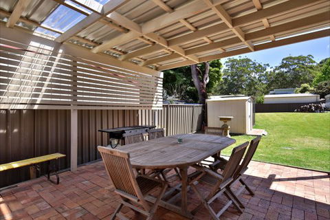 Sandy Toes Beach House - Broome Tourism 1