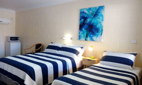 Sail Inn - Yeppoon - Broome Tourism 3