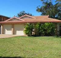 Seawest - Hawks Nest Accommodation - Broome Tourism