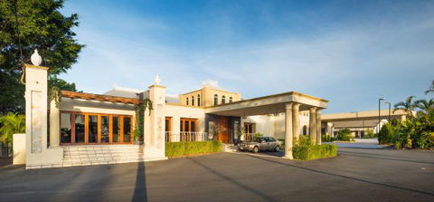 Shangri La Gardens Motel And Function Centre - Broome Tourism 1