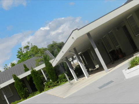 Shangri La Gardens Motel And Function Centre - Broome Tourism 4
