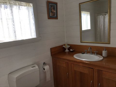 Stanley Guest House - Broome Tourism 4