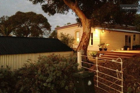 The Schoolmaster's - Second Valley Accommodation - Broome Tourism 0