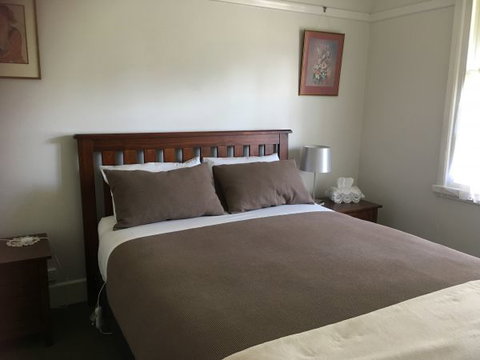Valley View Cottage - Broome Tourism 3