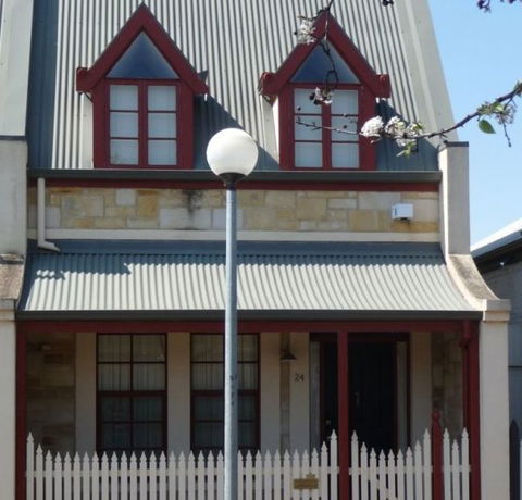 Villa On Louisa - Broome Tourism 1
