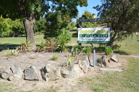 Adelong Golden Gully Caravan Park - Broome Tourism 0