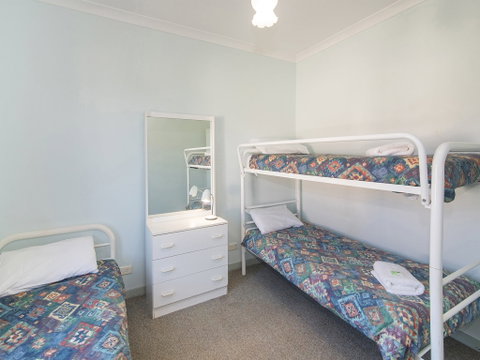 Augusta Hotel Motel - Broome Tourism 4
