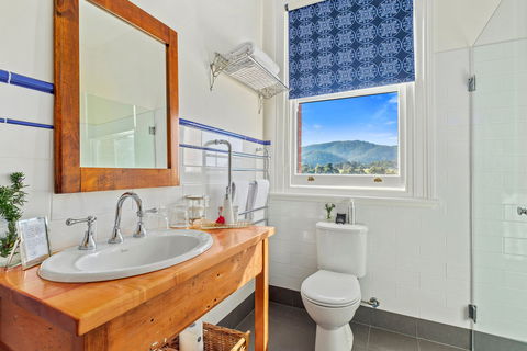 Cygnet Old Bank B&B - Broome Tourism 4