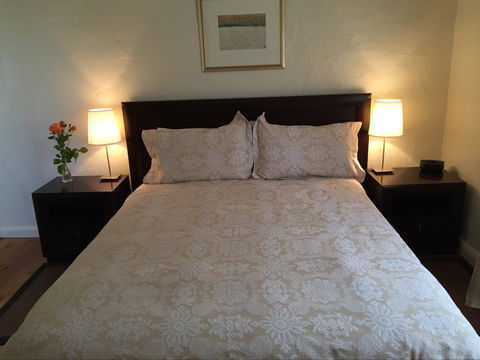Dennis Cottage - Broome Tourism 3