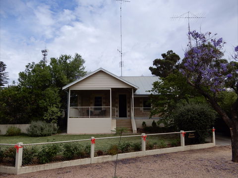 Dot's House - Broome Tourism 0