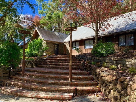 Emerald Star Cottages - Broome Tourism 0