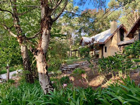 Emerald Star Cottages - Broome Tourism 4