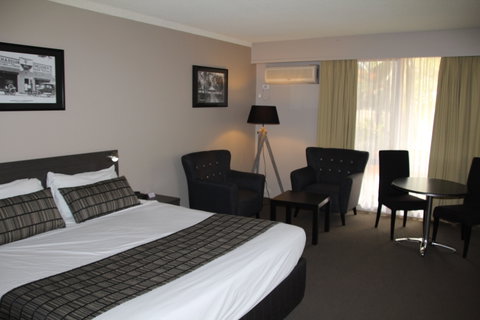 Galaxy Motel - Broome Tourism 1