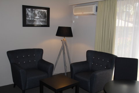 Galaxy Motel - Broome Tourism 4
