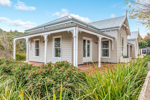 Grandview Accommodation - The Elm Tree Apartments - Broome Tourism 1