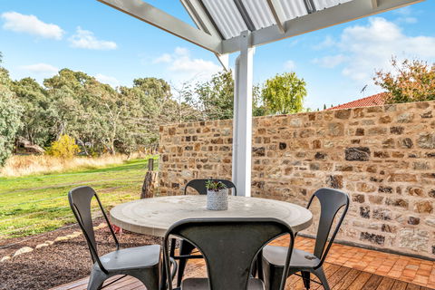Grandview Accommodation - The Elm Tree Apartments - Broome Tourism 4