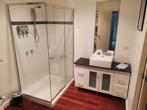 Huntly Lodge - Broome Tourism 3