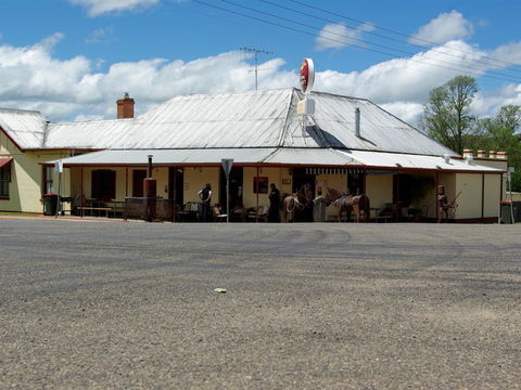 Royal Hotel Dalton - Broome Tourism 0