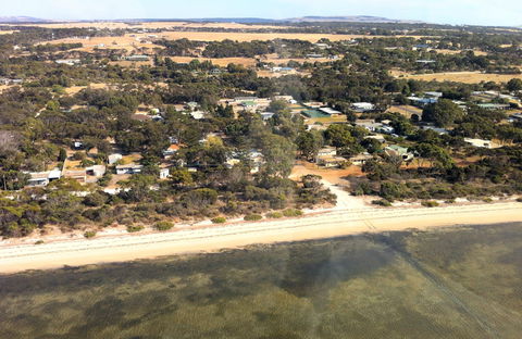 Kingscote Tourist Park And Family Units - Broome Tourism 8