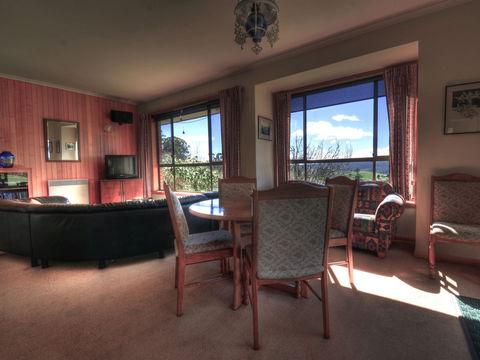 Plovers Ridge Country Retreat - Broome Tourism 4