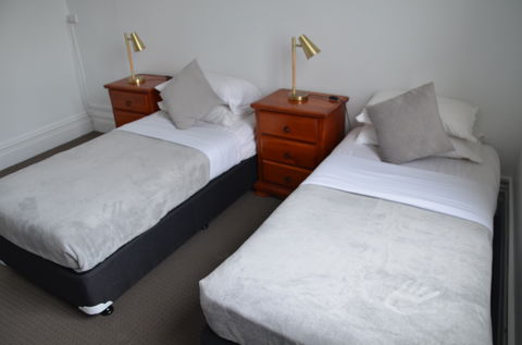 Sandy Bottoms Guesthouse - Broome Tourism 8