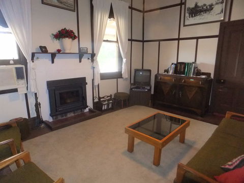 Savernake Farm Stay - Broome Tourism 1