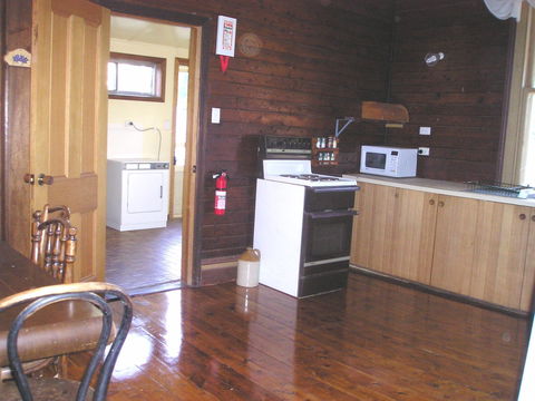 Savernake Farm Stay - Broome Tourism 3