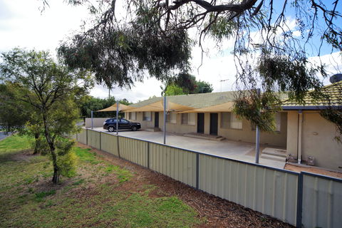 Shamore Apartments - Walnut Ave Mildura - Broome Tourism 0