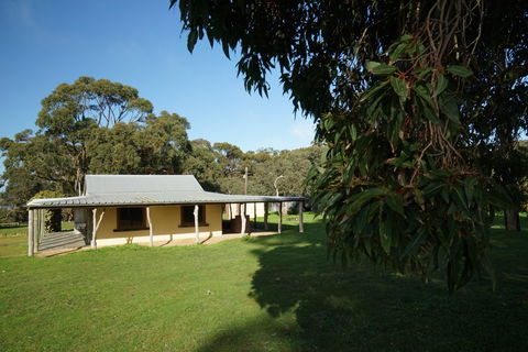 Southern Ocean Retreats - Goondooloo Cottage - Broome Tourism 0