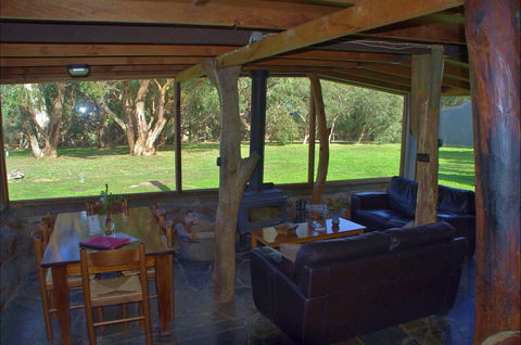 Southern Ocean Retreats - Goondooloo Cottage - Broome Tourism 7