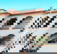 The Med Crescent Head - Broome Tourism