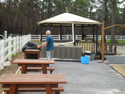 The Malone's Bed And Breakfast Guest Rooms - Broome Tourism 1