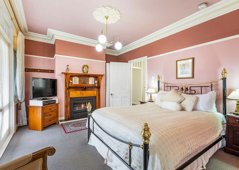 Bethany Manor Bed And Breakfast - Broome Tourism 5