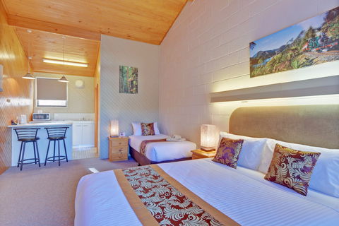 Comfort Inn Gold Rush - Broome Tourism 1