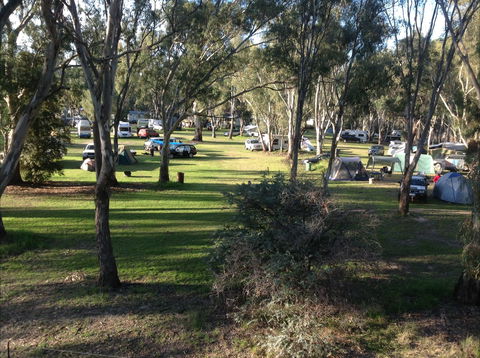 Deniliquin Riverside Caravan Park - Broome Tourism 2
