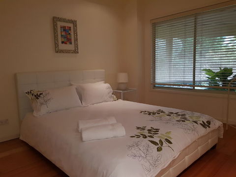Ellie's Hide-Away At Malua Bay - Broome Tourism 5