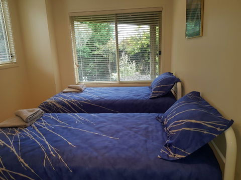 Ellie's Hide-Away At Malua Bay - Broome Tourism 7