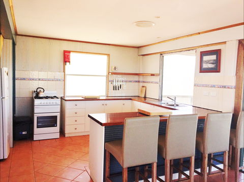 Fowlers Bay Beach House - Broome Tourism 5