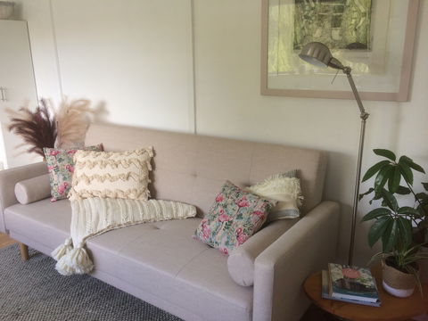 Franklin Accommodation - Broome Tourism 0
