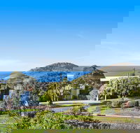 Highview - Panormaic Views Across Encounter Bay - Broome Tourism