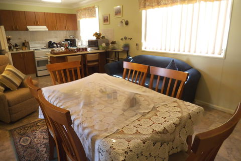 Hillview Bed And Breakfast - Broome Tourism 1