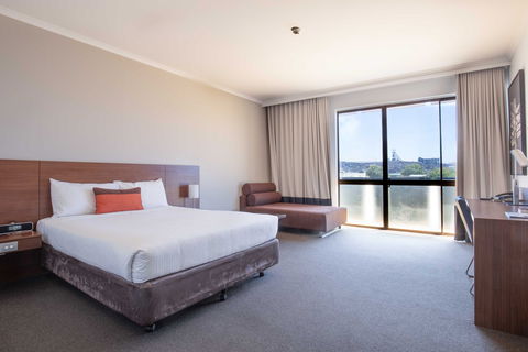 Ibis Styles Mount Isa Verona - Broome Tourism 7