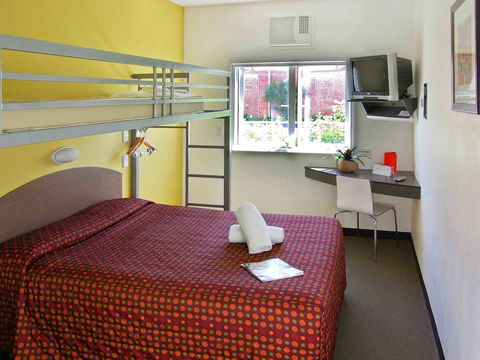 Ibis Budget - Perth Airport - Broome Tourism 1