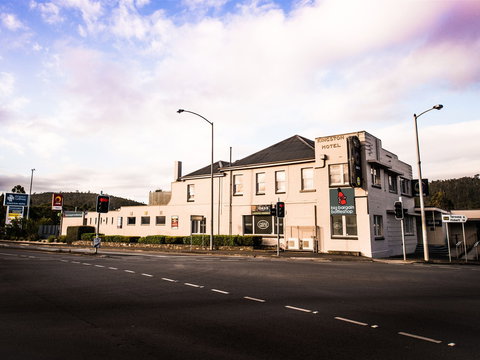 Kingston Hotel - Broome Tourism 1